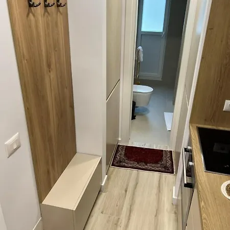 Apartment Smart , Lovely In *