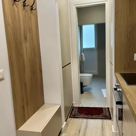 Smart , Lovely In Appartamento Tirana