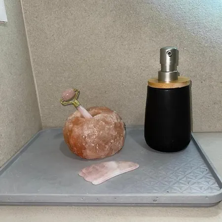 Smart , Lovely In Tiran